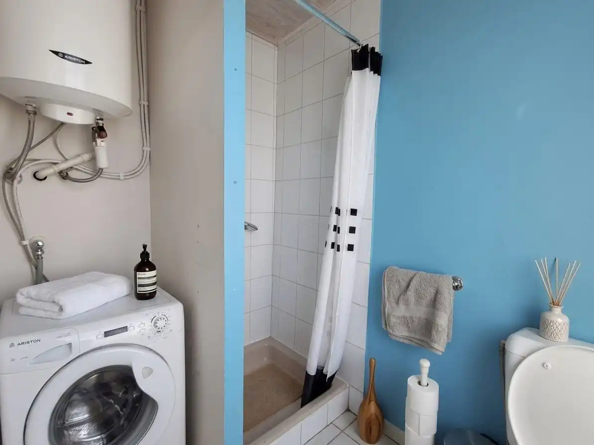 CHARMANTE  KLEINE WONING MET TUIN IN HET CENTRUM VAN AARSELE foto 5