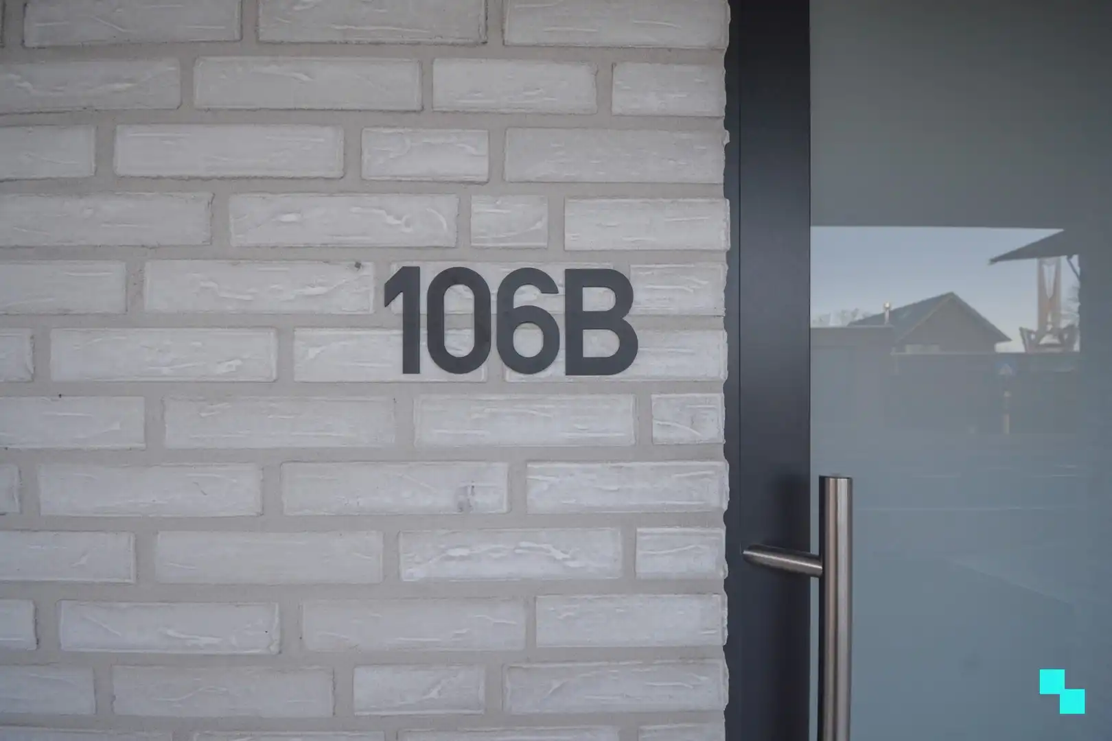 Volledig afgewerkte nieuwbouwwoning met carport te Sleihage foto 27