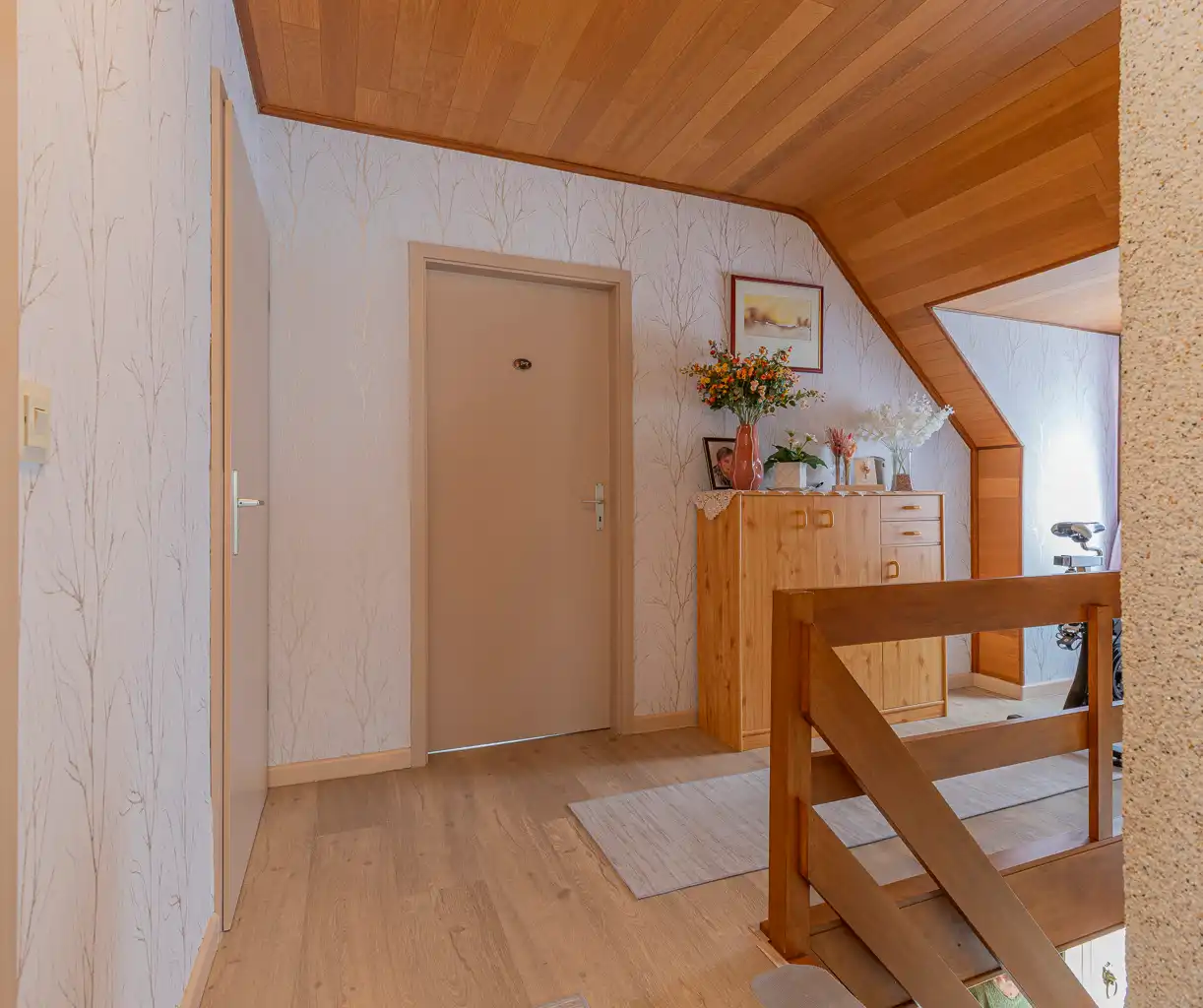 Rustig gelegen woning met 3 slaapkamers en ruime werkplaats foto 9