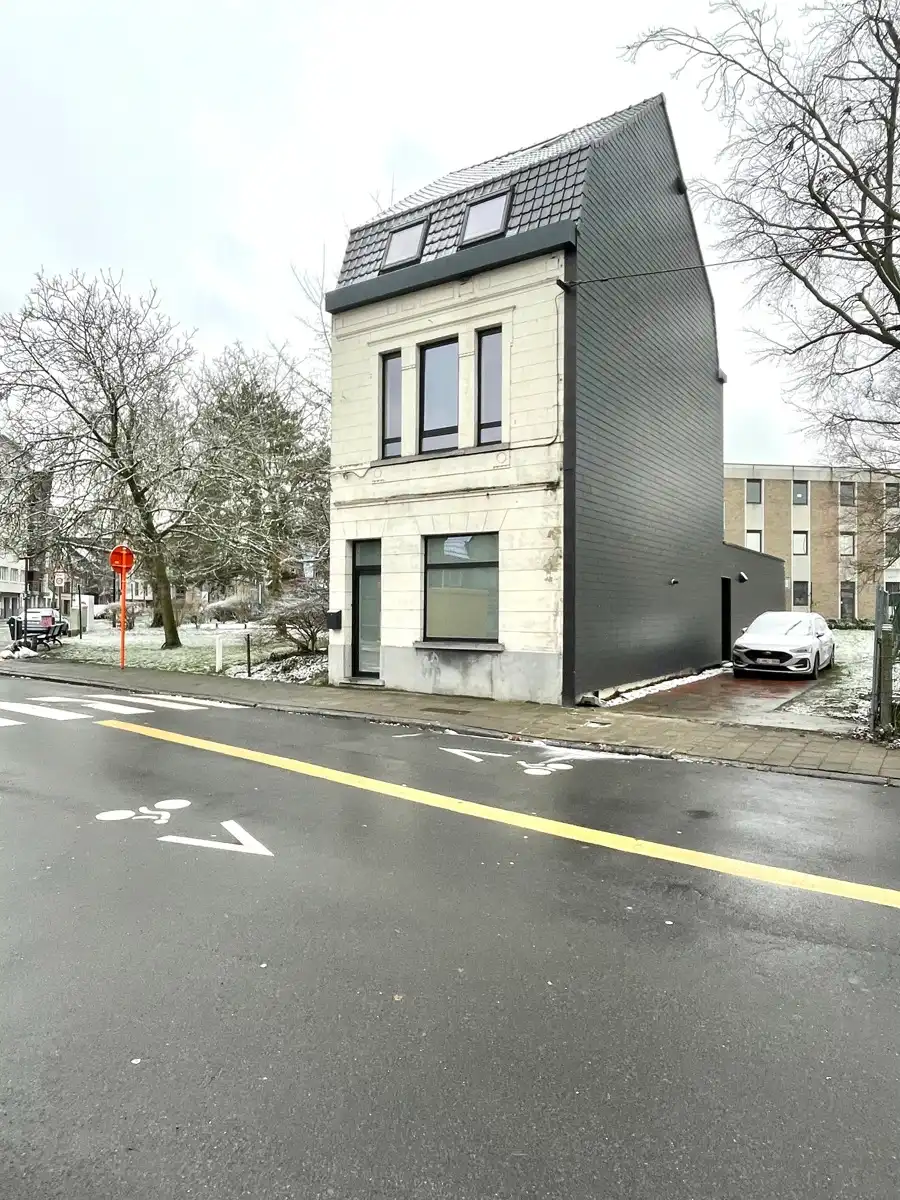 Volledig gerenoveerde woning te Aalst!  foto 21