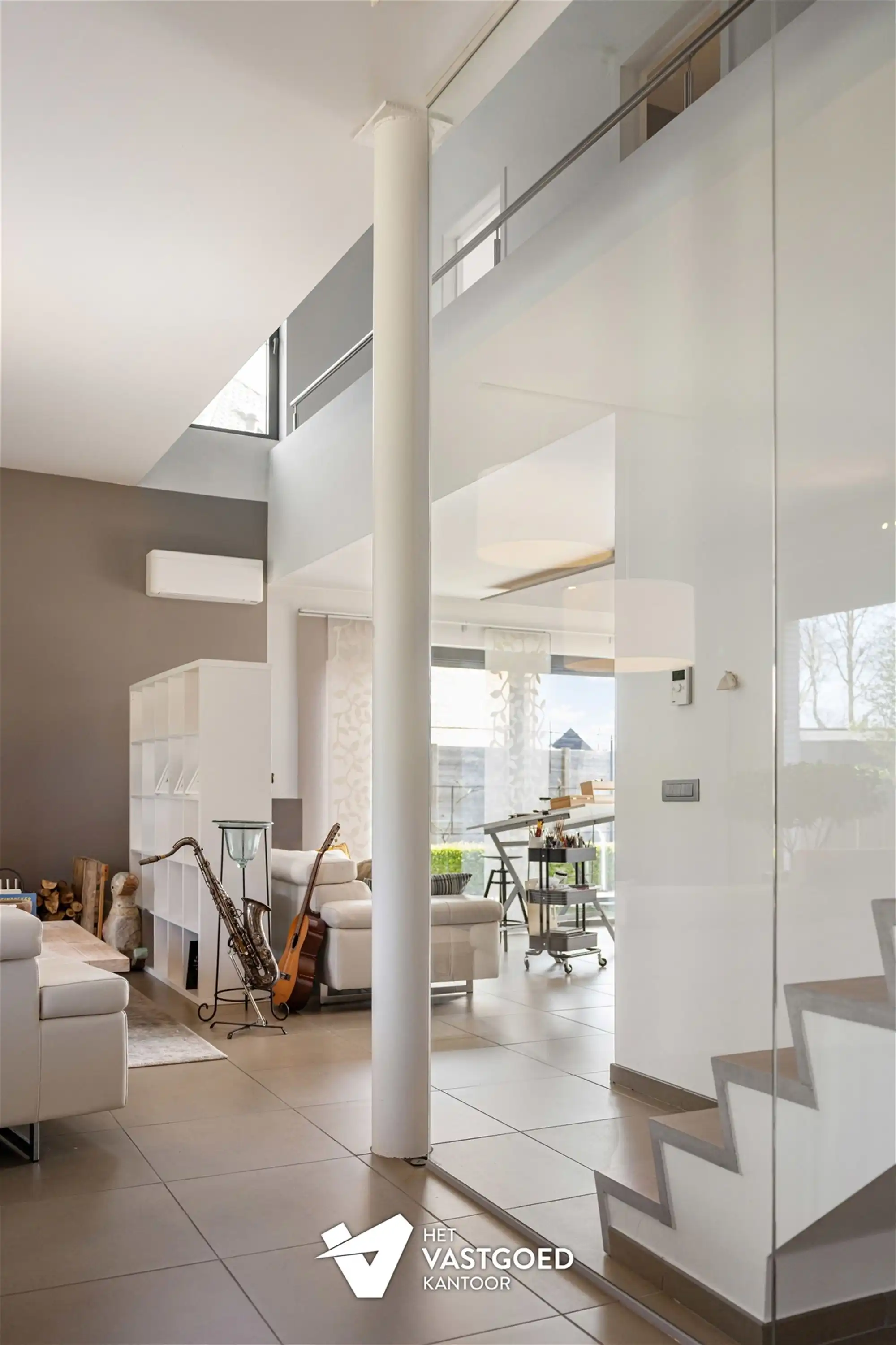 PRACHTIGE, RUIME EN ENERGIEZUINIGE WONING OP MOOI PERCEEL foto 16