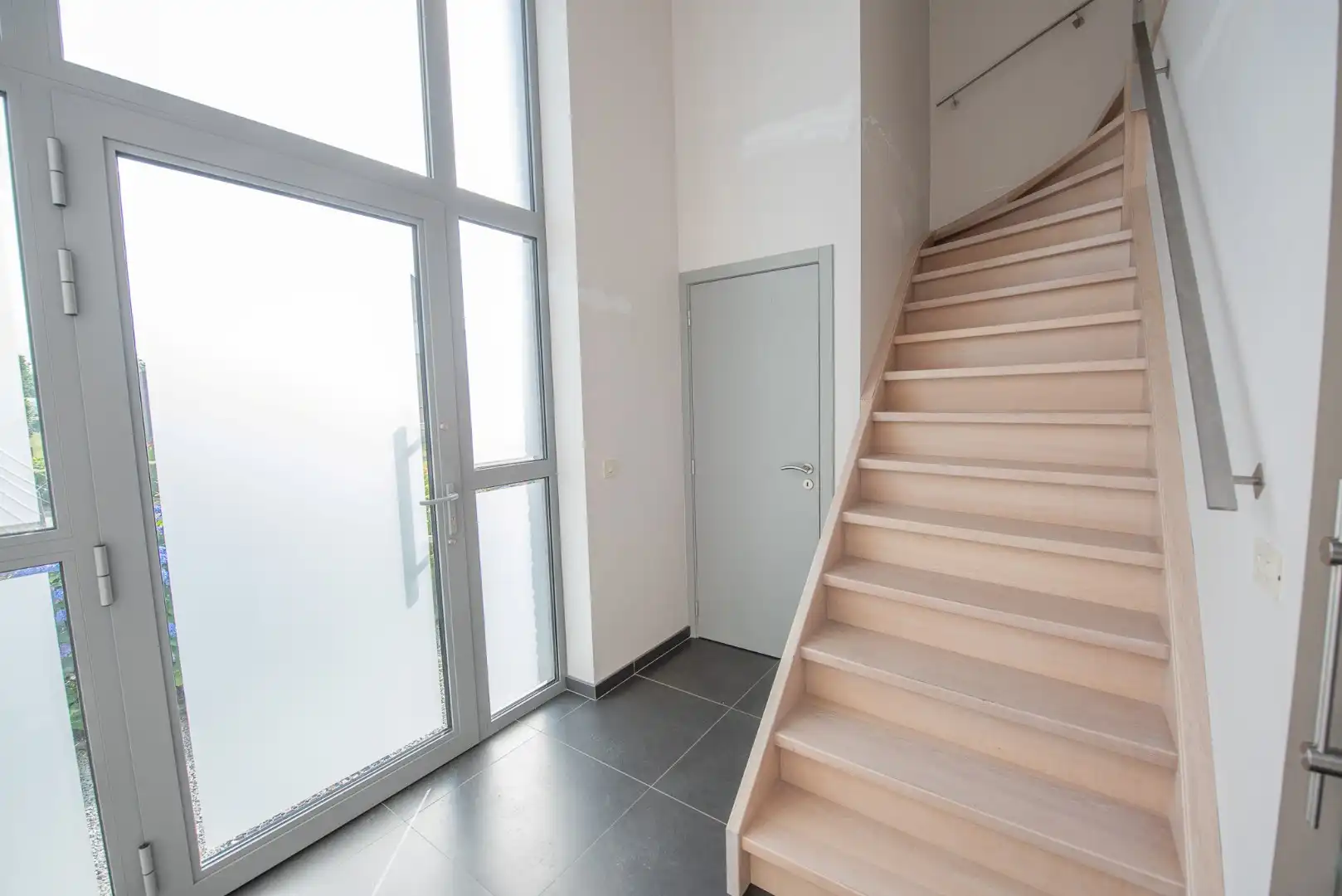 Rustig gelegen, ruime woning met 3 slaapkamers te Oeselgem! foto 6