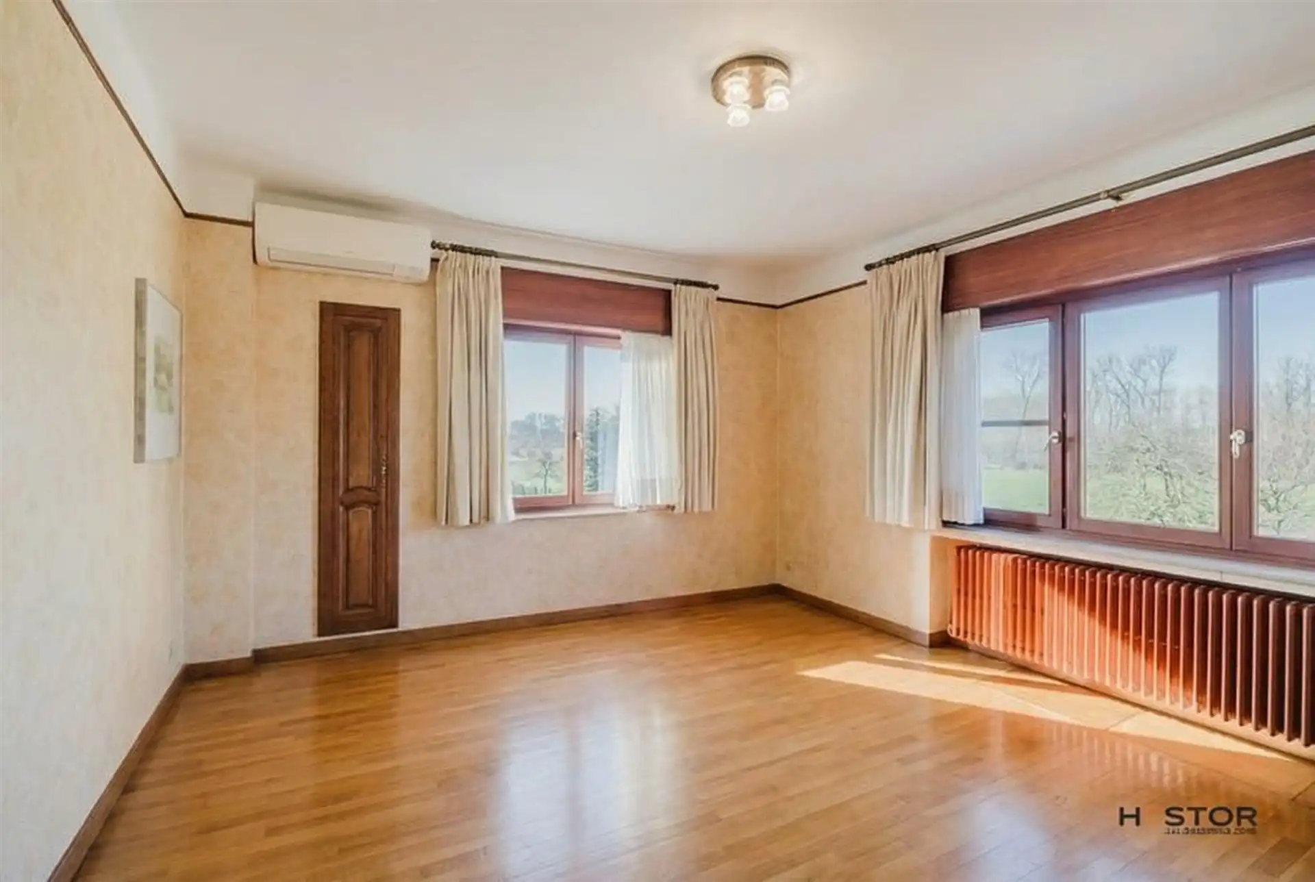 Ruime villa op mooi perceel! foto 12