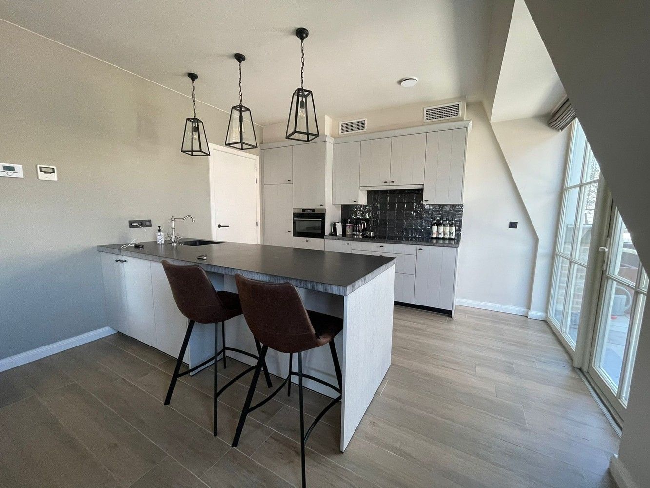Prachtig 2 SLK penthouse te koop met 2 ruime terrassen in het centrum van Bocholt foto 4