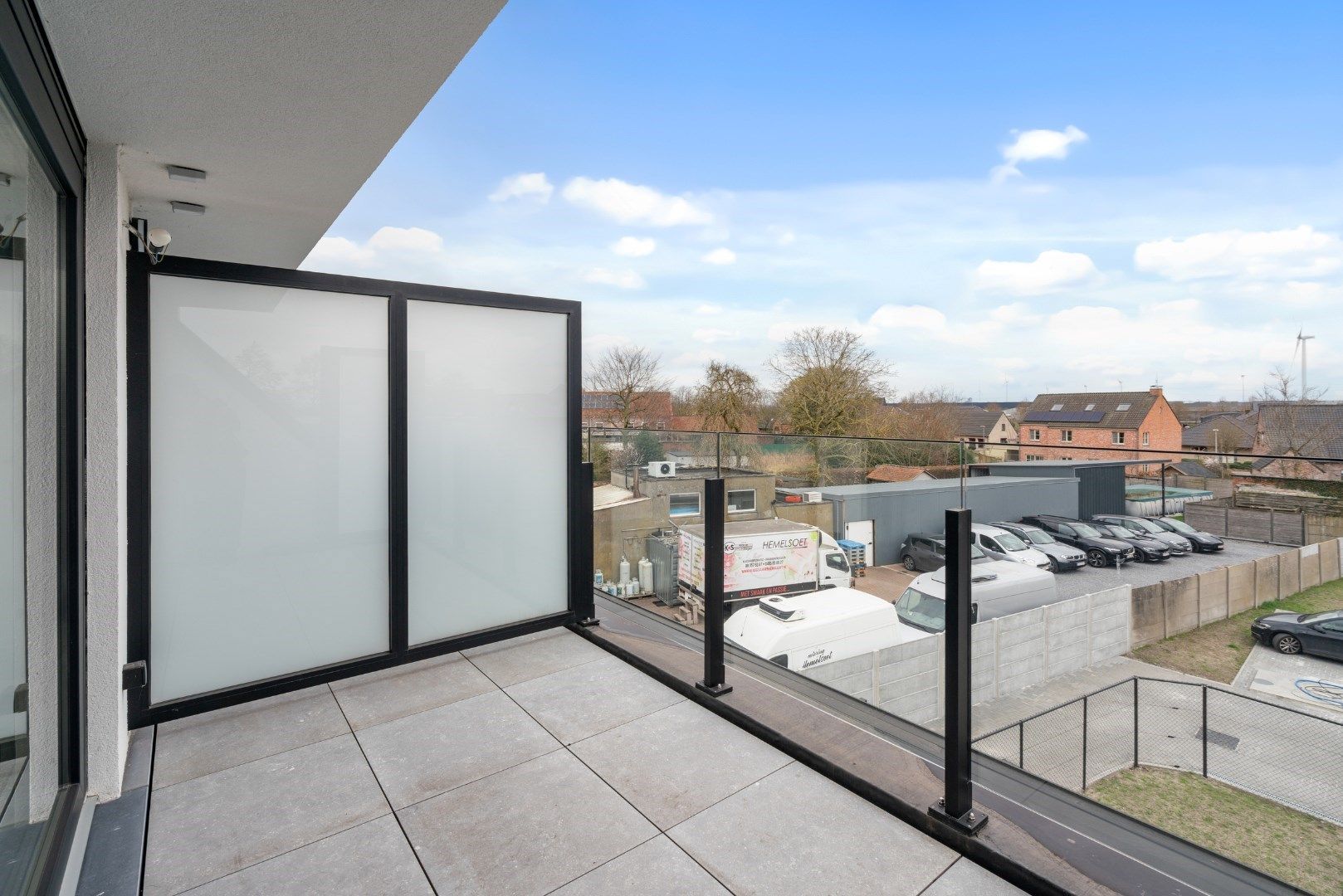 RUIM APPARTEMENT MET 3 SLAAPKAMERS foto 15