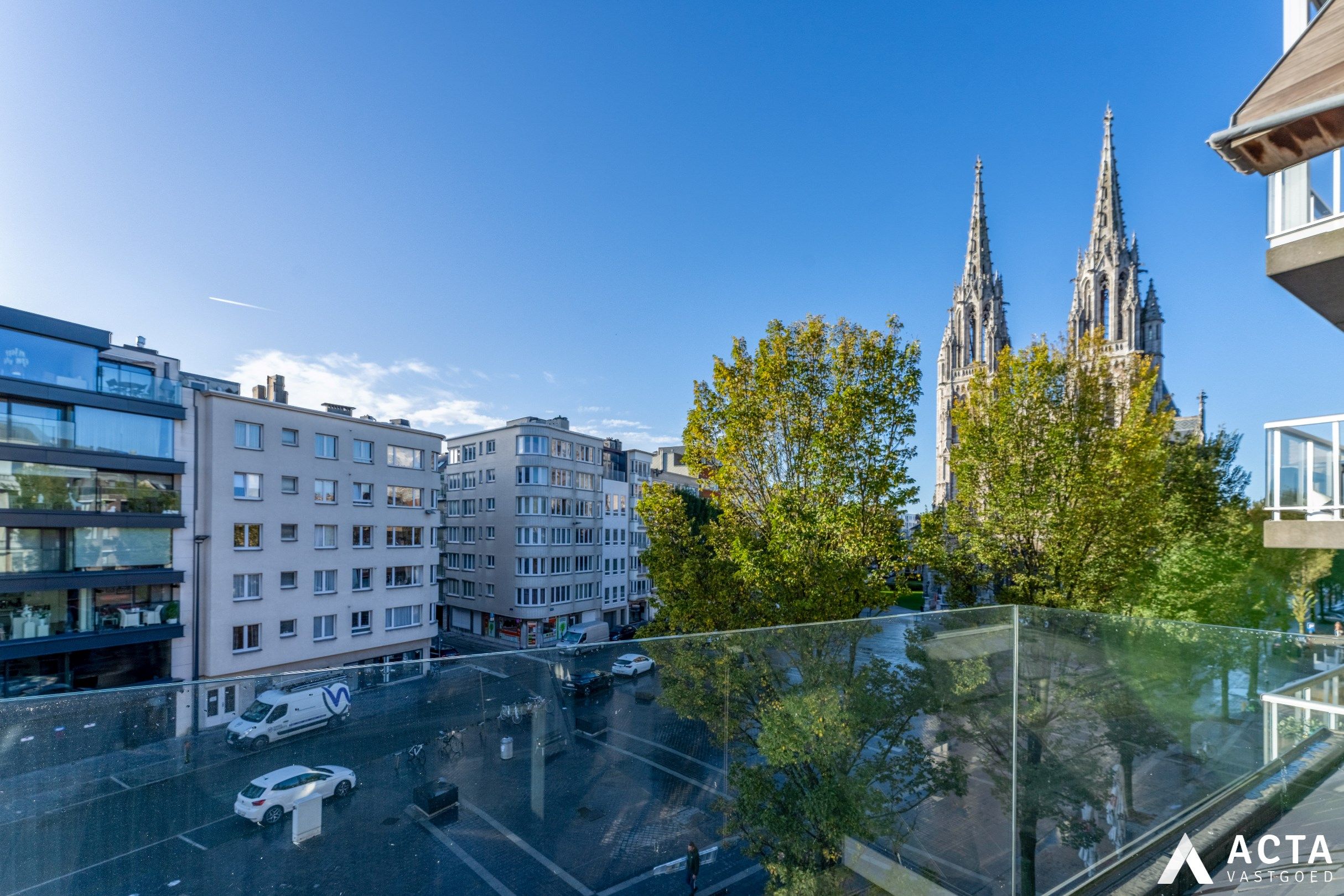 Gerenoveerd duplexappartement met twee slaapkamers aan de Visserskaai van Oostende foto 12