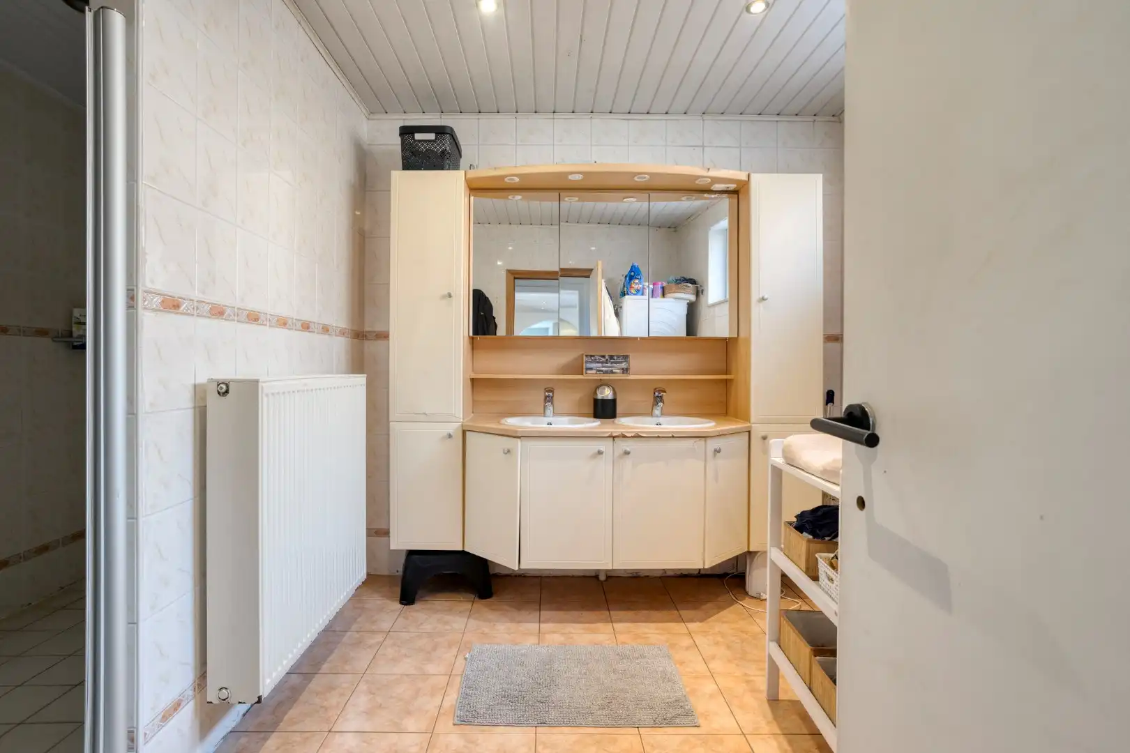 Ruime, gerenoveerde woning met werkplaats, garage en diepe tuin! foto 14