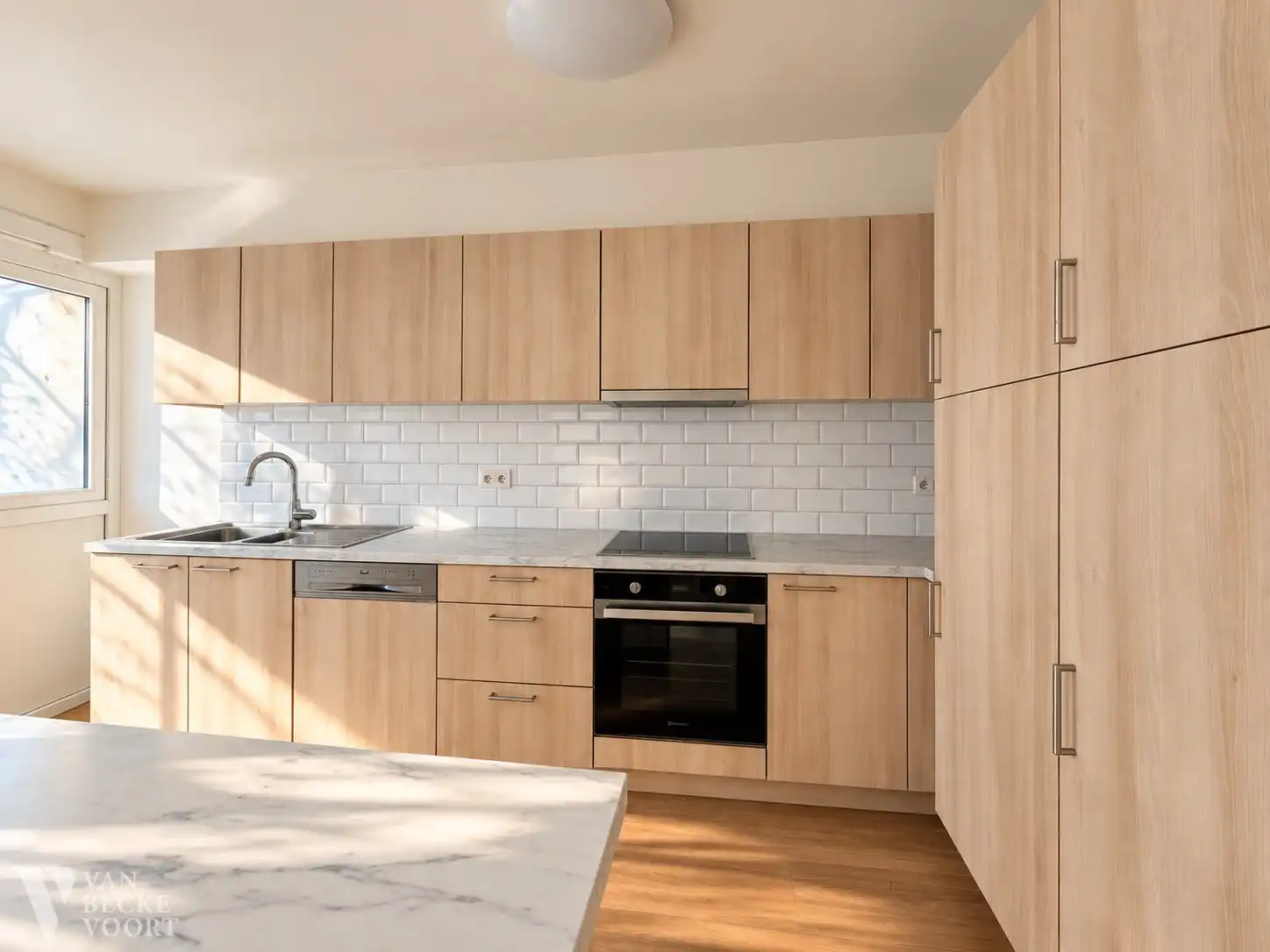 3-slaapkamerappartement met terrassen en uitzicht op de groene boulevard foto 5