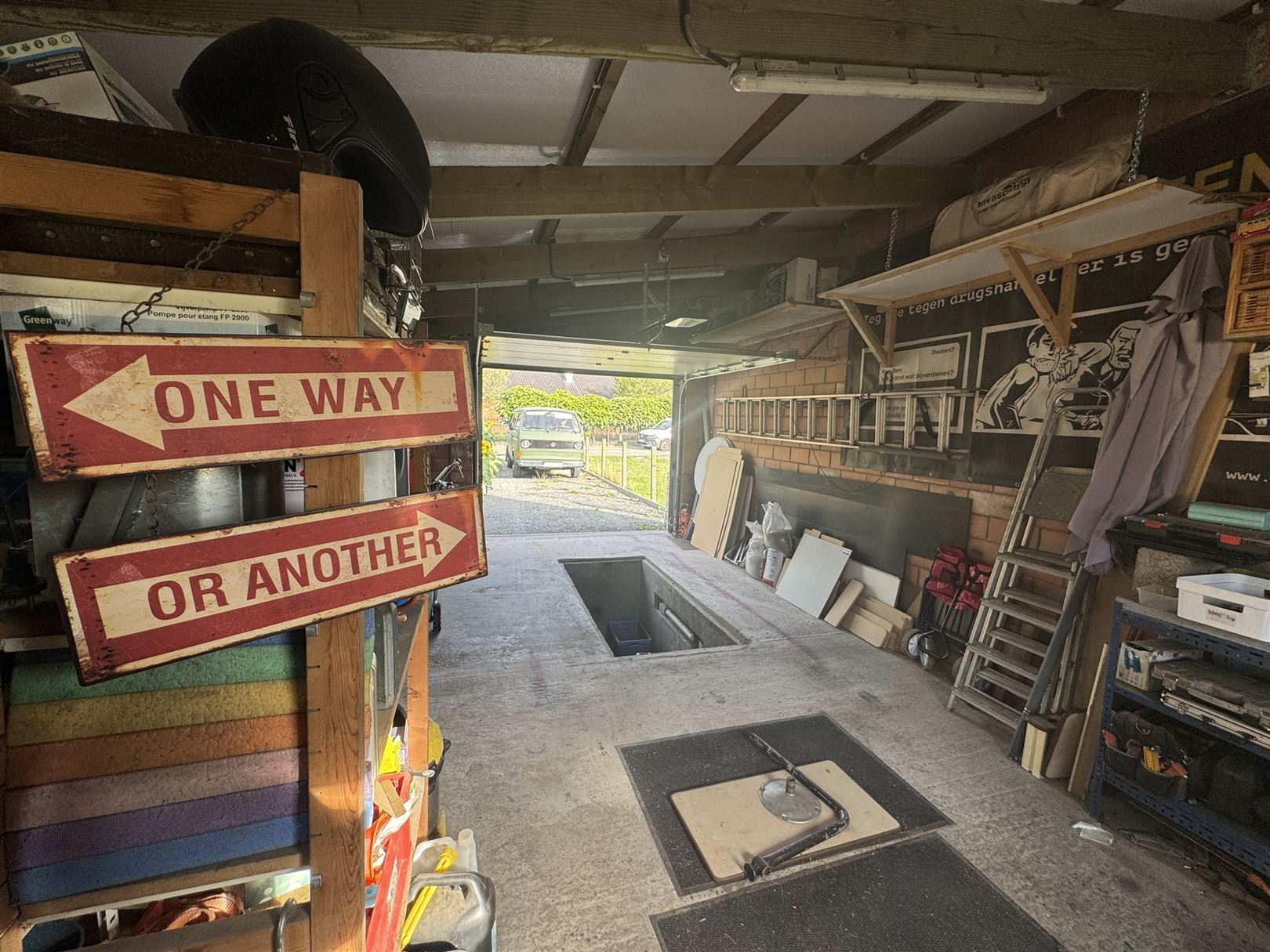 Te renoveren woning met ruime garage & dubbele toegangsweg foto 13