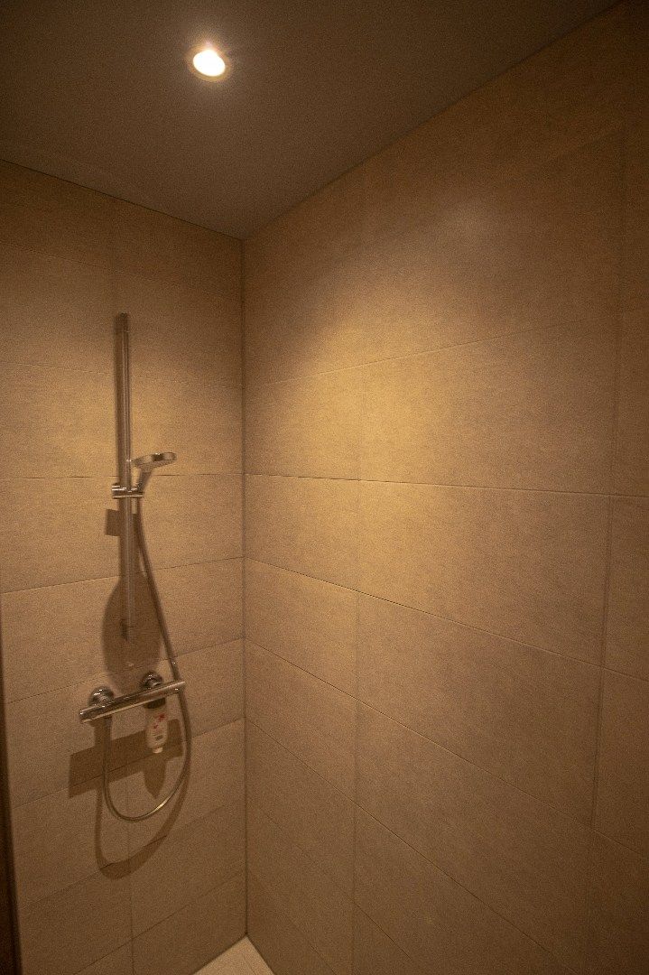 Rijwoning met 3 slaapkamers en tuin in Kortrijk foto 9