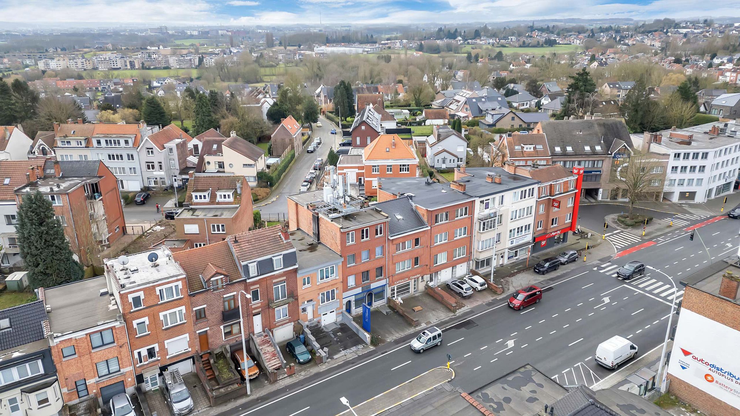 Opbrengsteigendom met 3 appartementen en horecazaak te Dilbeek foto 3