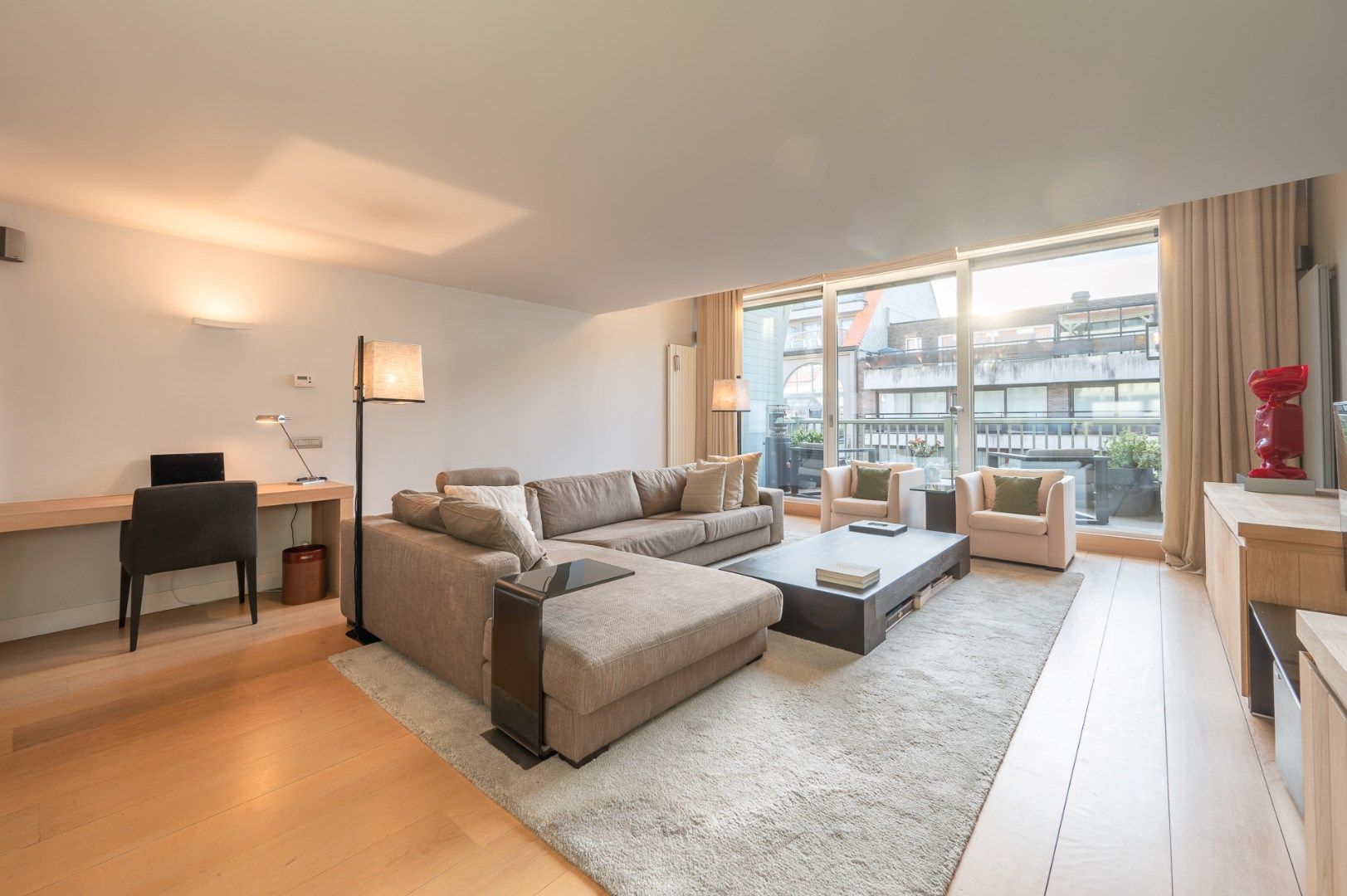 Gunstige voorwaarden: ruim en lichtrijk duplex-appartement met zonnige terrassen foto 4
