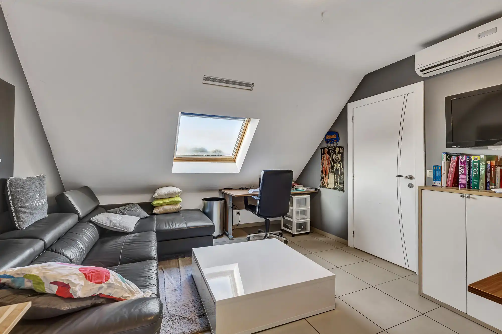 Instapklare, goed onderhouden woning op gunstige locatie foto 30
