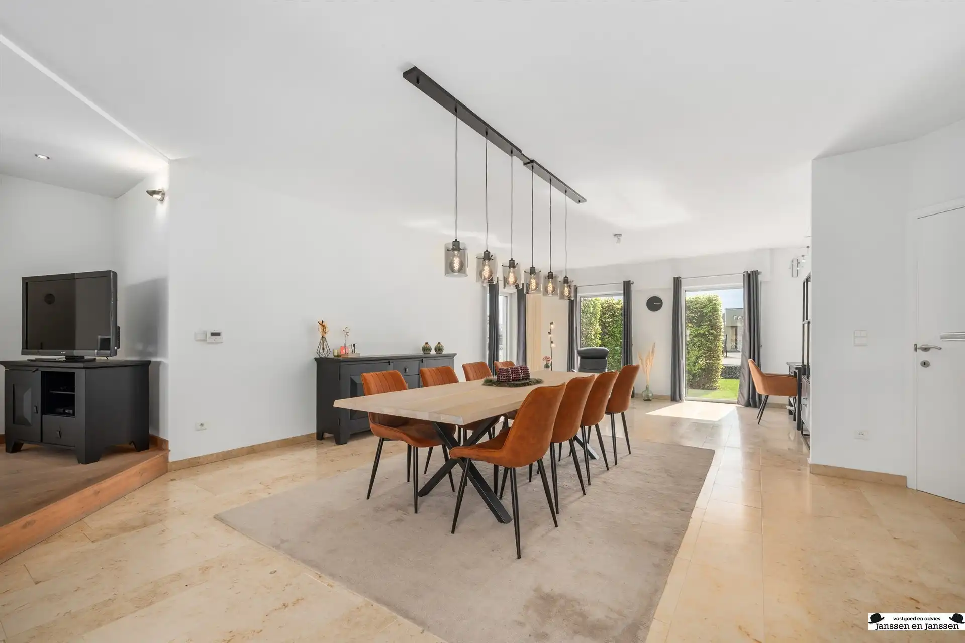 Energiezuinige woning op een perceel van 1991 m2 foto 5