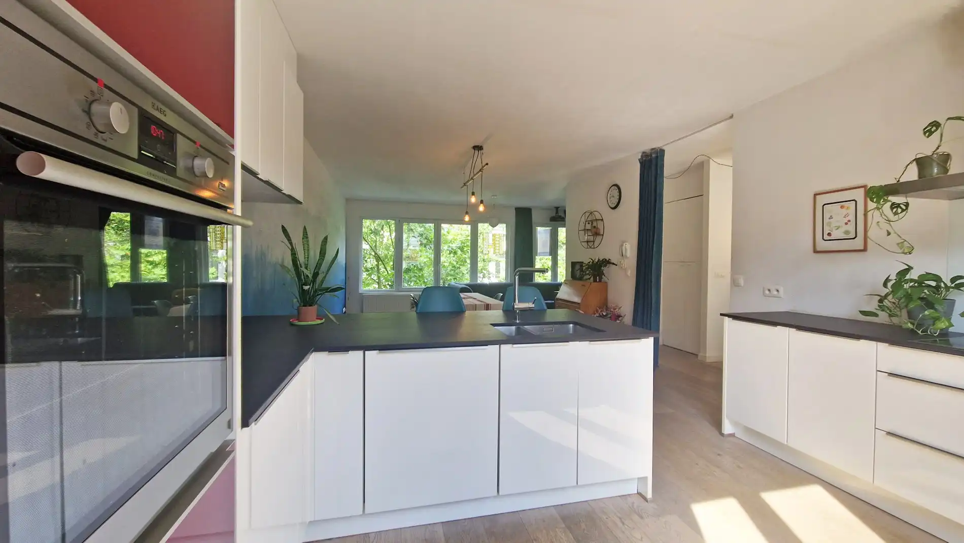 Ruim en licht duplex appartement op 2 ° verdieping aan Park Spoor Noord foto 7