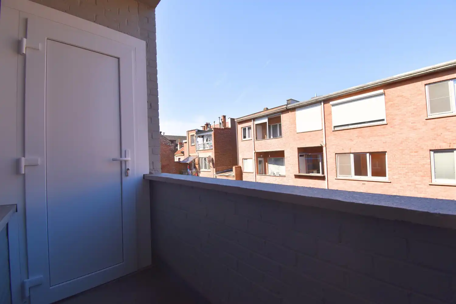 Gerenoveerd appartement met 2 slaapkamers en EPC B in het hart van Ruisbroek foto 9