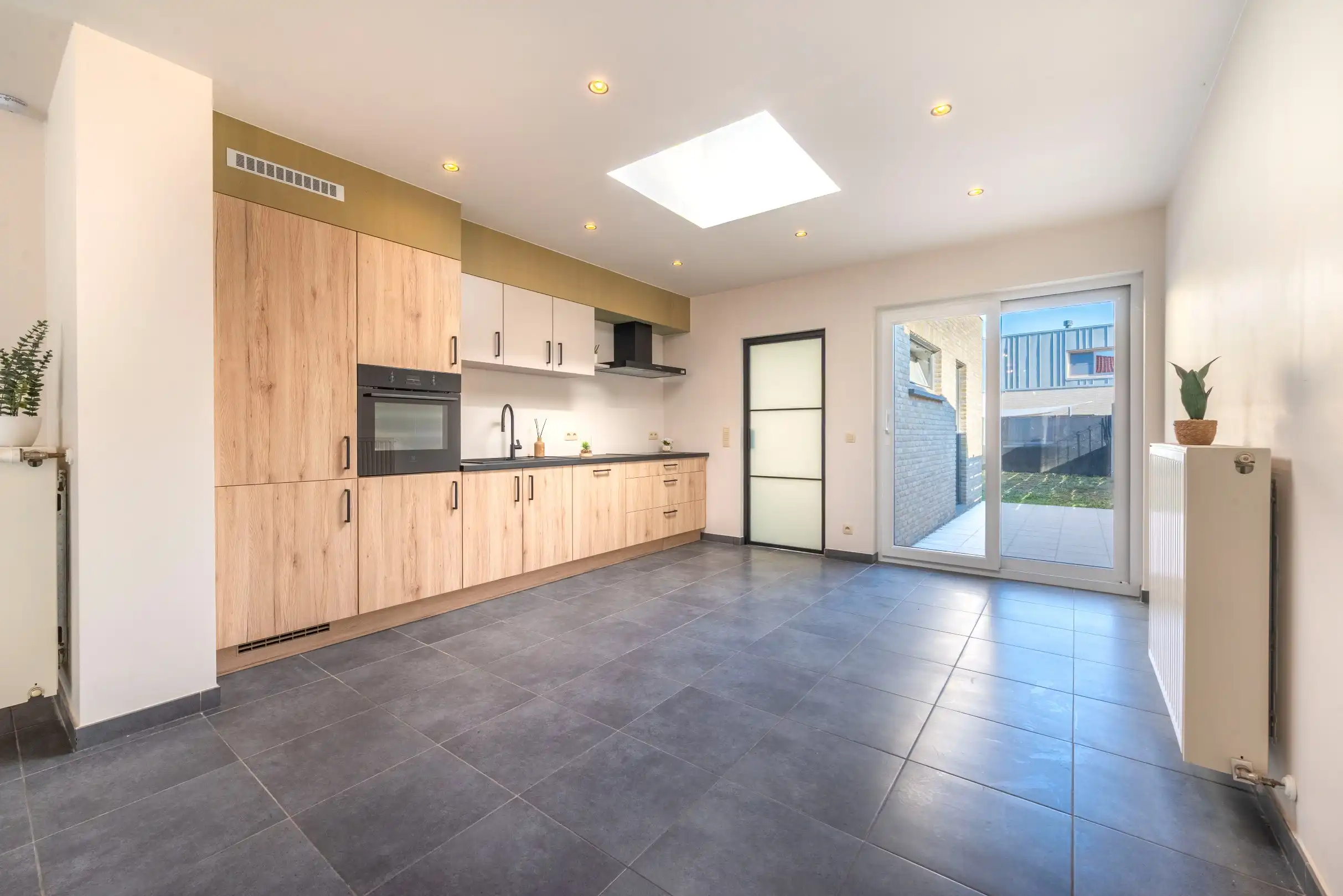 Instapklare gerenoveerde woning met 3 slaapkamers en EPC B foto 4