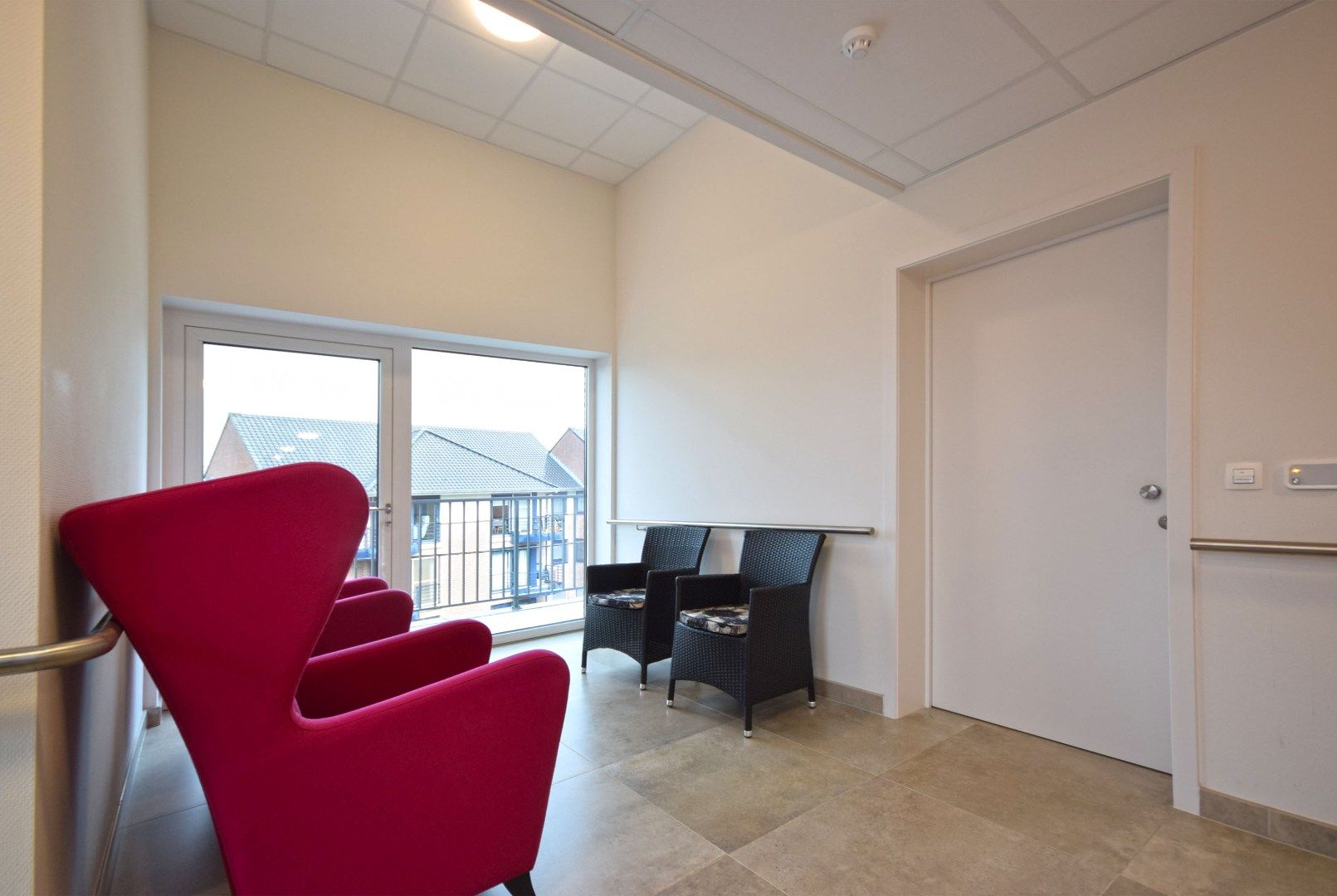 MOOIE BELEGGINGSEIGENDOM - SERVICEFLAT foto 2