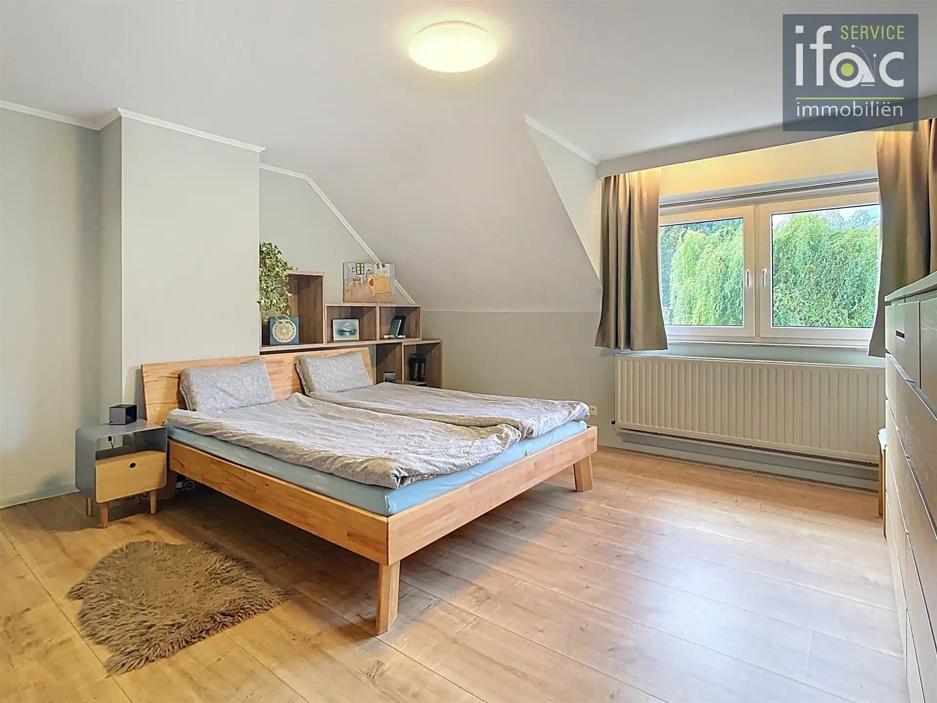 Fantastische villa met 3 slpk en bijbouw in tuin foto 17