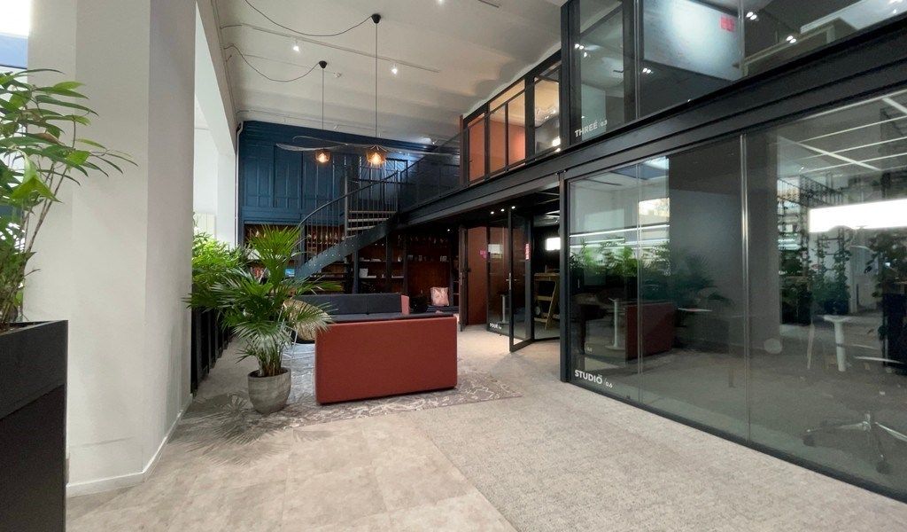 Prachtig gelijkvloers kantoor te huur in centrum Antwerpen foto 8