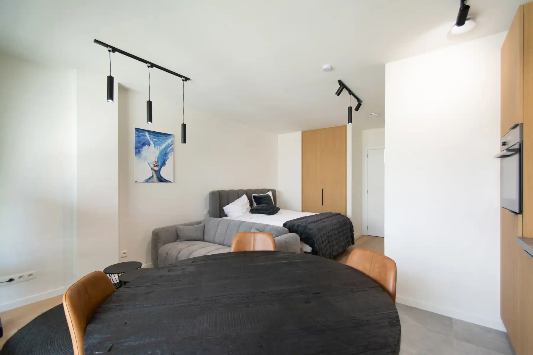 Gemeubelde studio met mooi terrras (Nieuw Zuid) foto 5