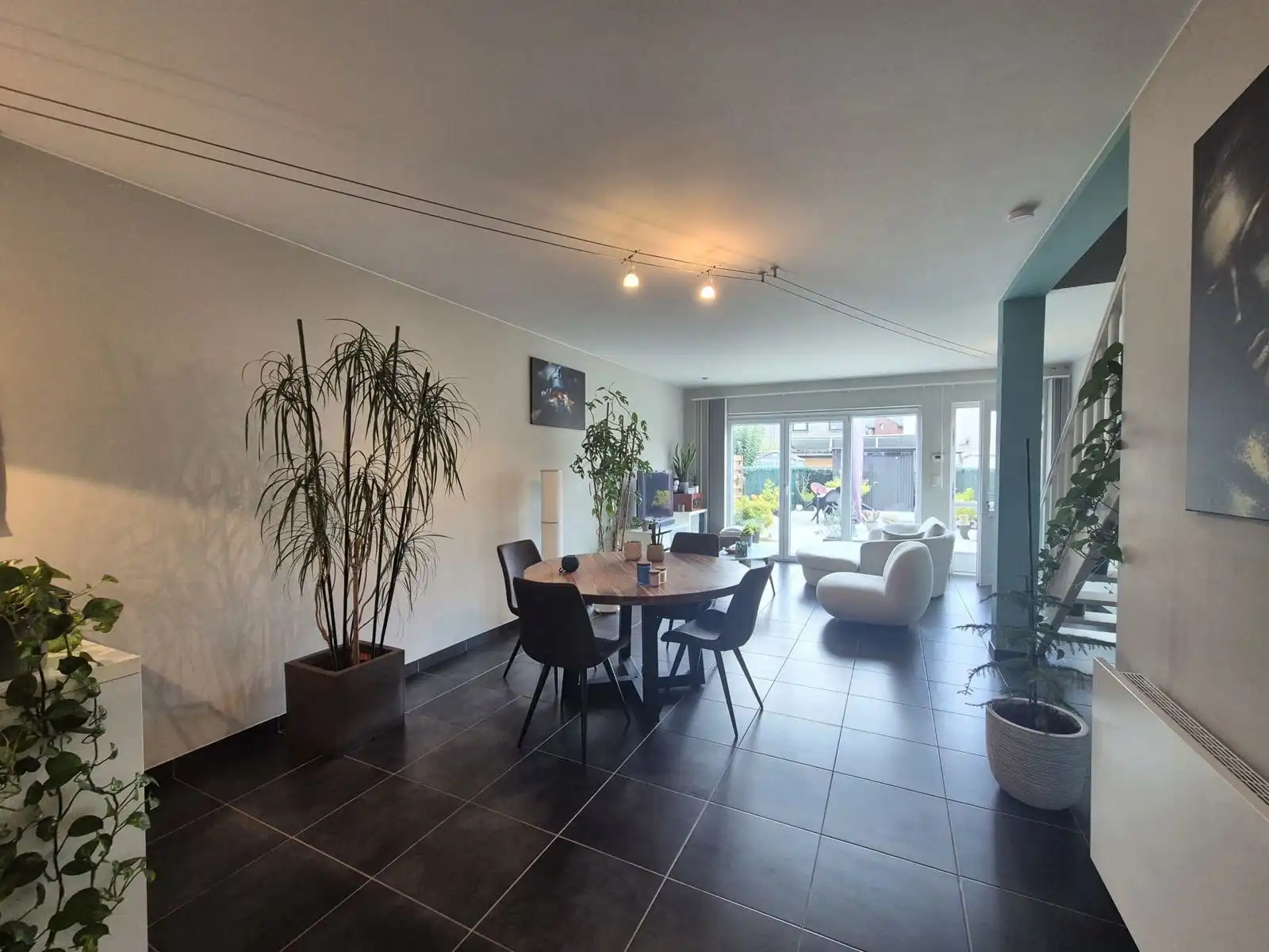 Instapklare rijwoning met 2 slaapkamers, terras en EPC A foto 5