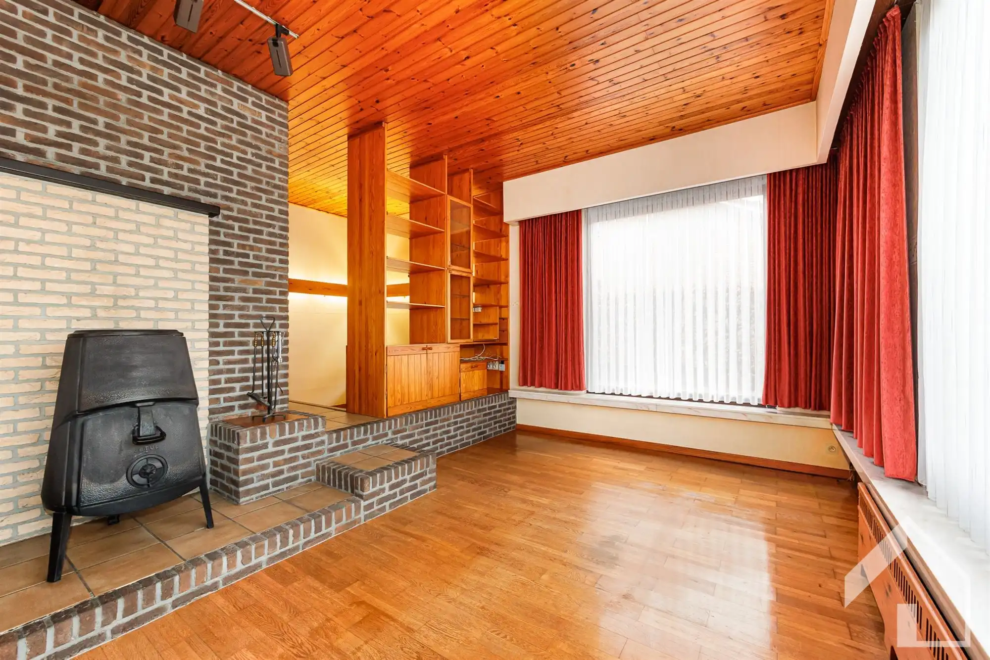 Open bebouwing in een rustige wijk! foto 7