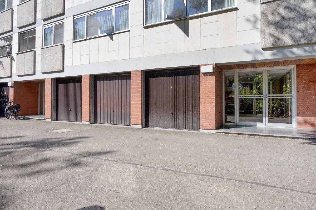 Ruim 3 slpk appartement met garage en terras foto 22