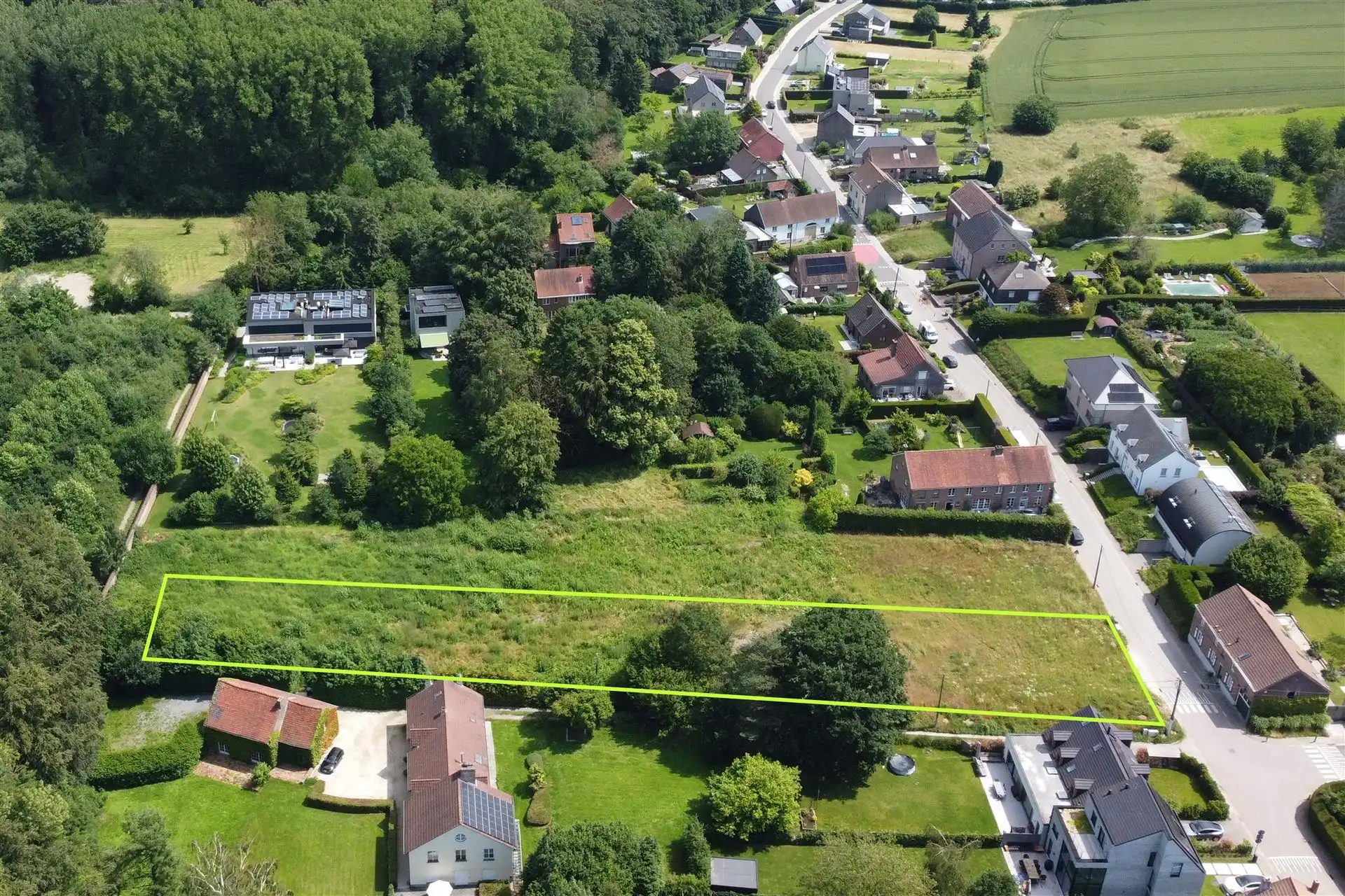 Unieke bouwgrond gelegen in de Hertswegenstraat foto 2