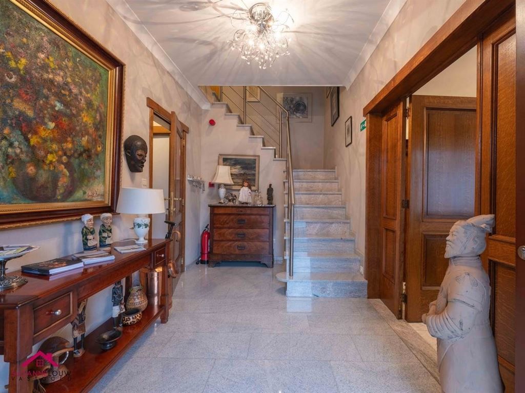 Vrijstaande villawoning / hotel met 8 slaapgelegenheden foto 10
