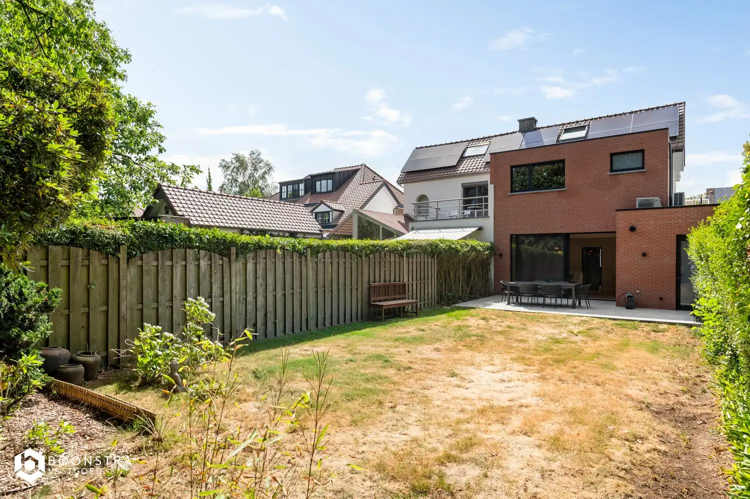 Instapklare woning met 4 slpkrs in hartje Edegem foto 23