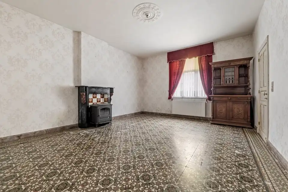 TE RENOVEREN HOEVE MET VEEL POTENTIEEL IN RIEMST foto 18