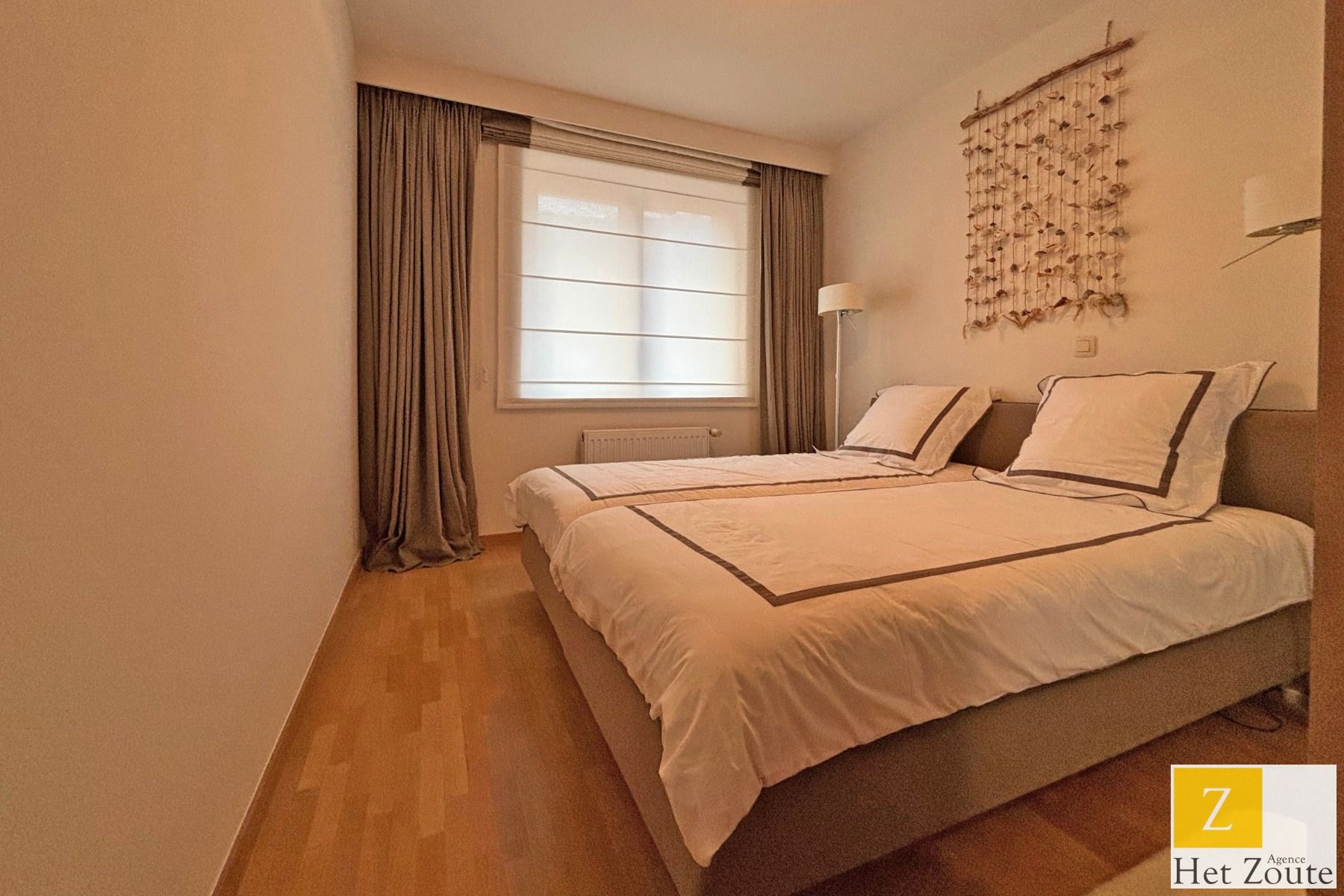 Gemeubeld appartement - frontaal Zeezicht - 4 slaapkamers foto 8