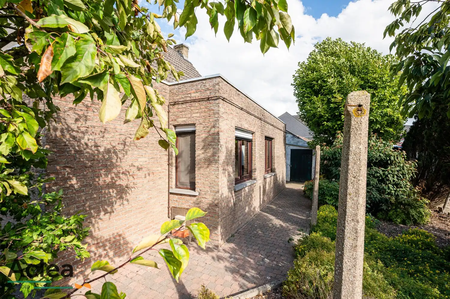 Eigendom op een rustige ligging met open zichten foto 17