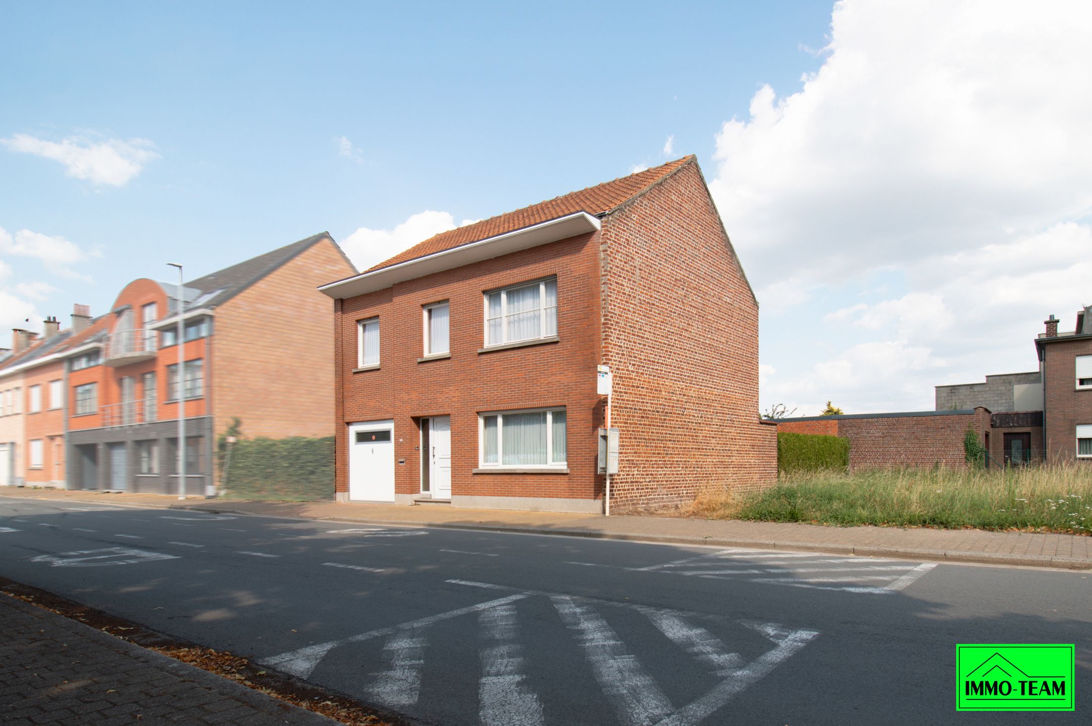 Solide op te frissen 2-gevelwoning met 4 slaapkamers foto 21