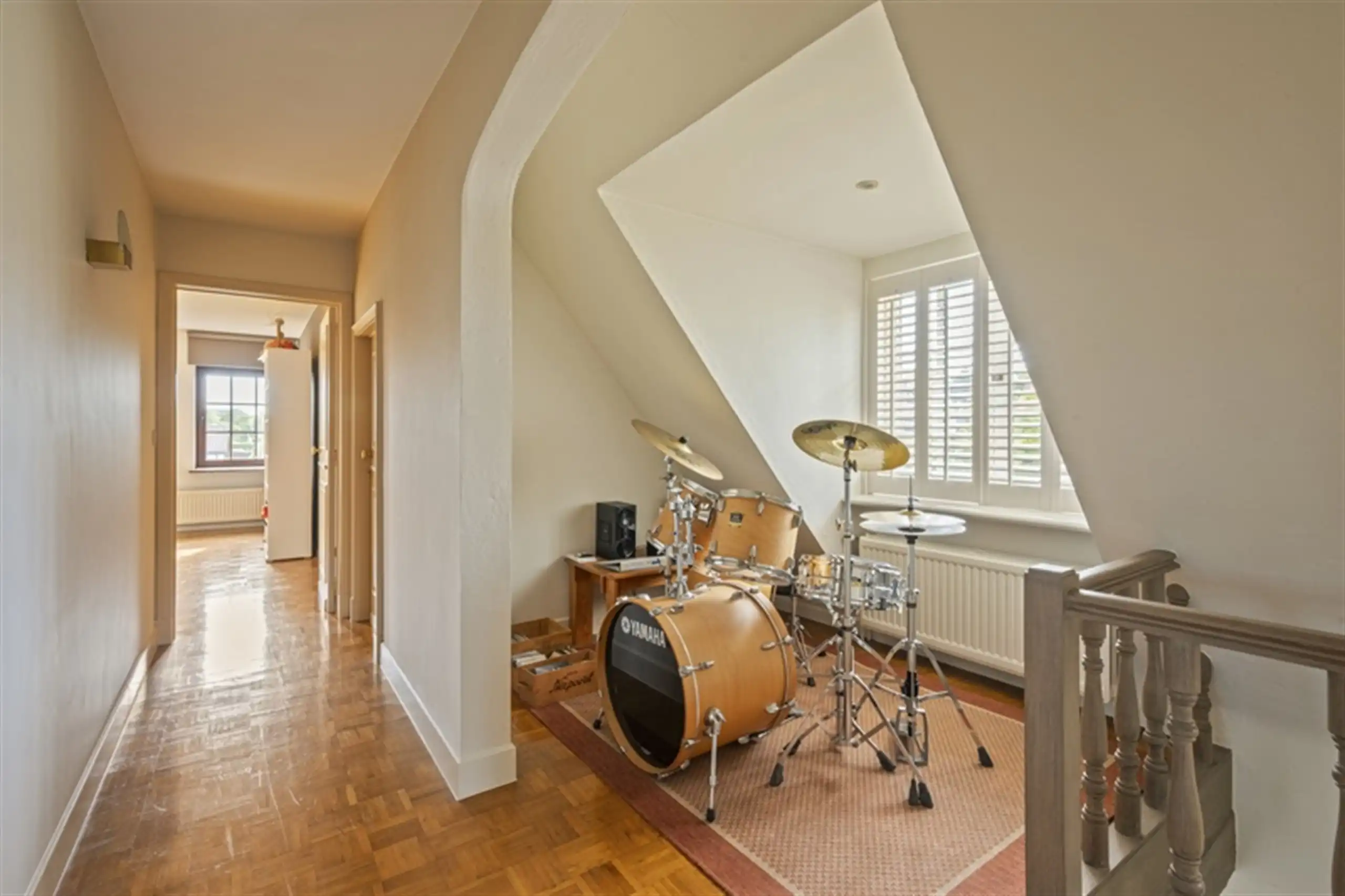 Kom binnen, kom dromen: royale eigendom op 3057 m² foto 17