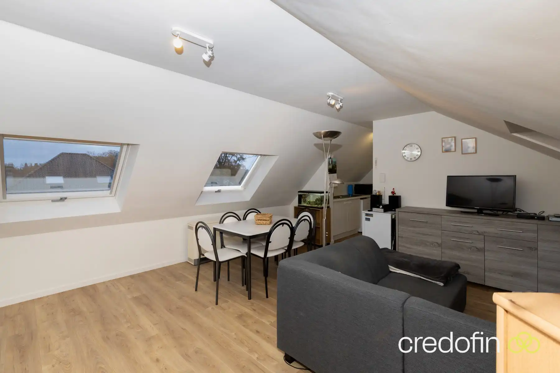 Hoofdfoto van de publicatie: Tof appartement met 1 slk in het hart van Lovendegem