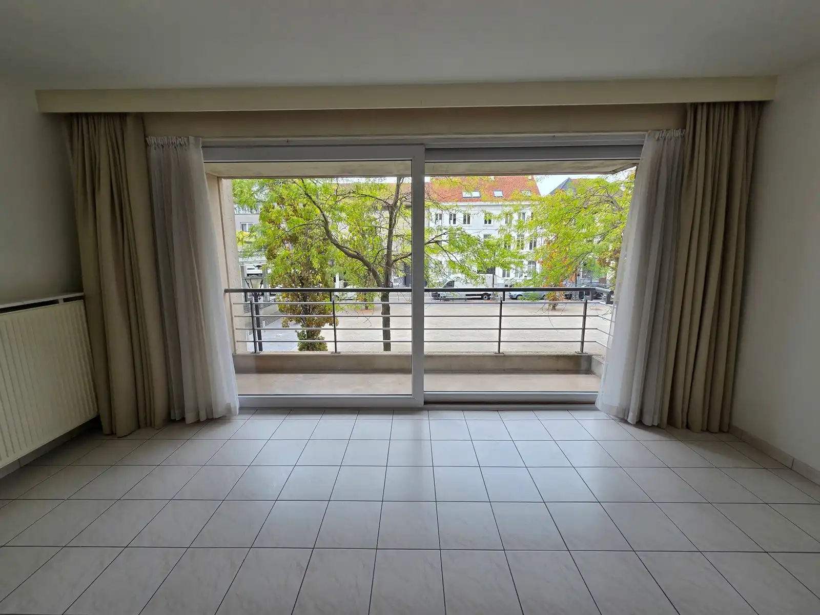 Instapklaar appartement met dubbele garage op de Veemarkt!!! foto 7