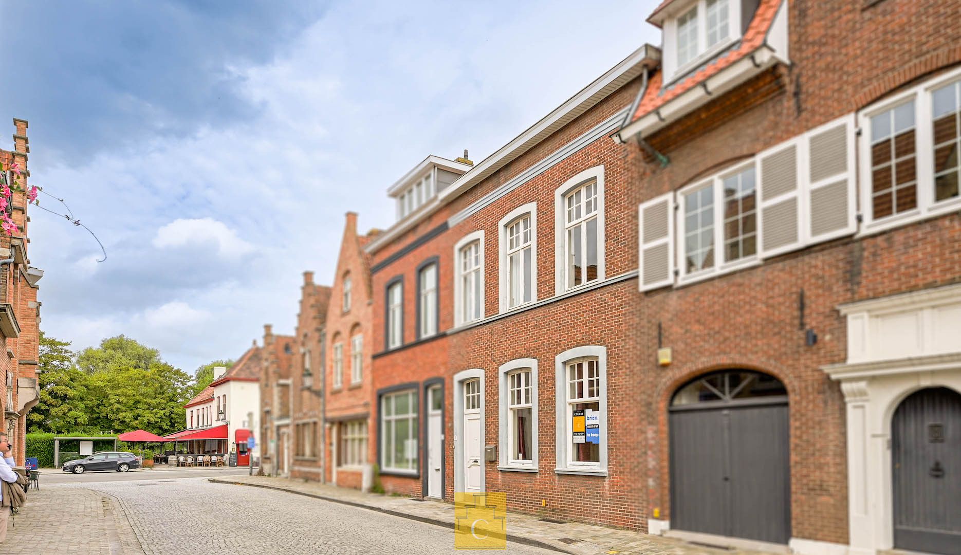 sfeervolle grachtenwoning met terrastuin aan het water foto 2