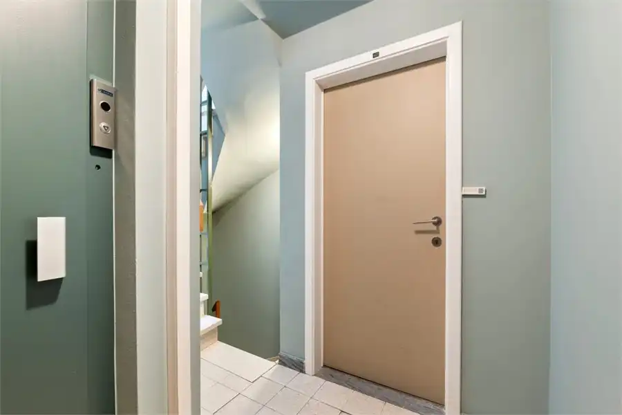 VERHUURD 2 SLK APPARTEMENT IN HET CENTRUM VAN SINT-TRUIDEN foto 16