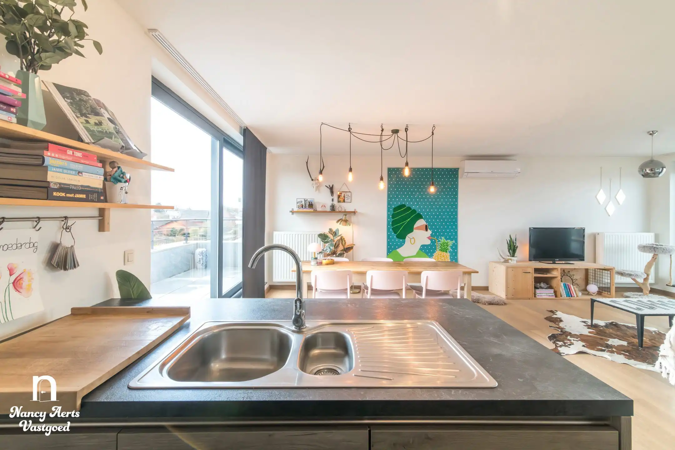 Lichtrijk penthouse met groot rondom terras en 2 parkings foto 7