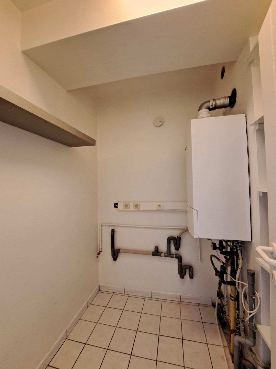 Een goed onderhouden appartement te Zonhoven foto 15