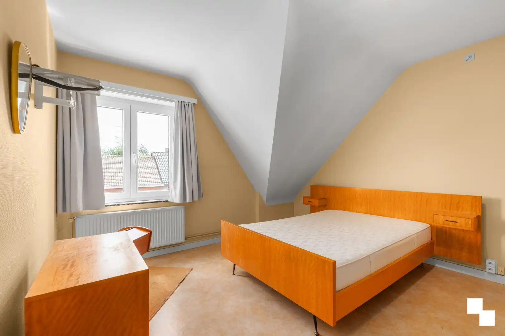 Ruime burgerwoning met leuke tuin - Roeselare foto 13