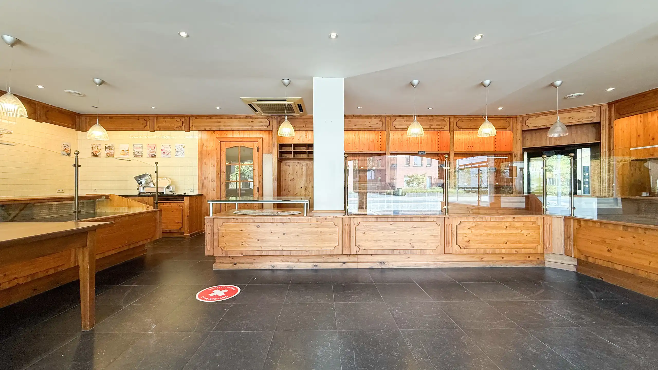 Te koop: Handelspand met appartement in hartje Alken! foto 6