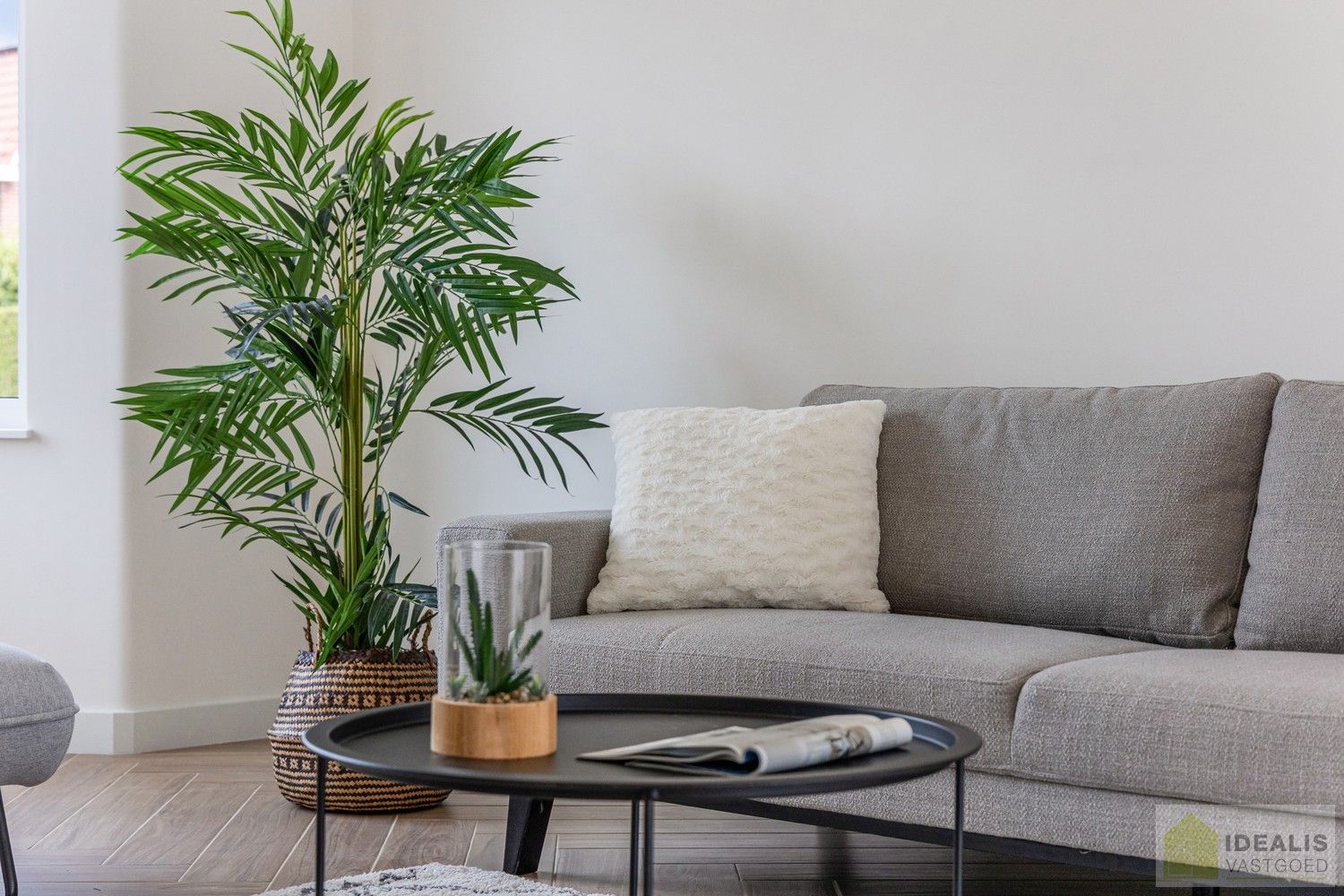 IDEALIS VASTGOED – Schitterend volledig vernieuwde woning met een heerlijke open leefruimte, luxe keuken, 3 ruime slaapkamers, een ruime luxueuze badkamer én een ruime wasplaats! Dit heerlijke huis bevindt zich op een volledig nieuw aangelegd perceel van 7a 88ca vlakbij het centrum van Hamont-Achel, op slechts enkele minuten van de Nederlandse grens - EEN MUST VISIT! - foto 14
