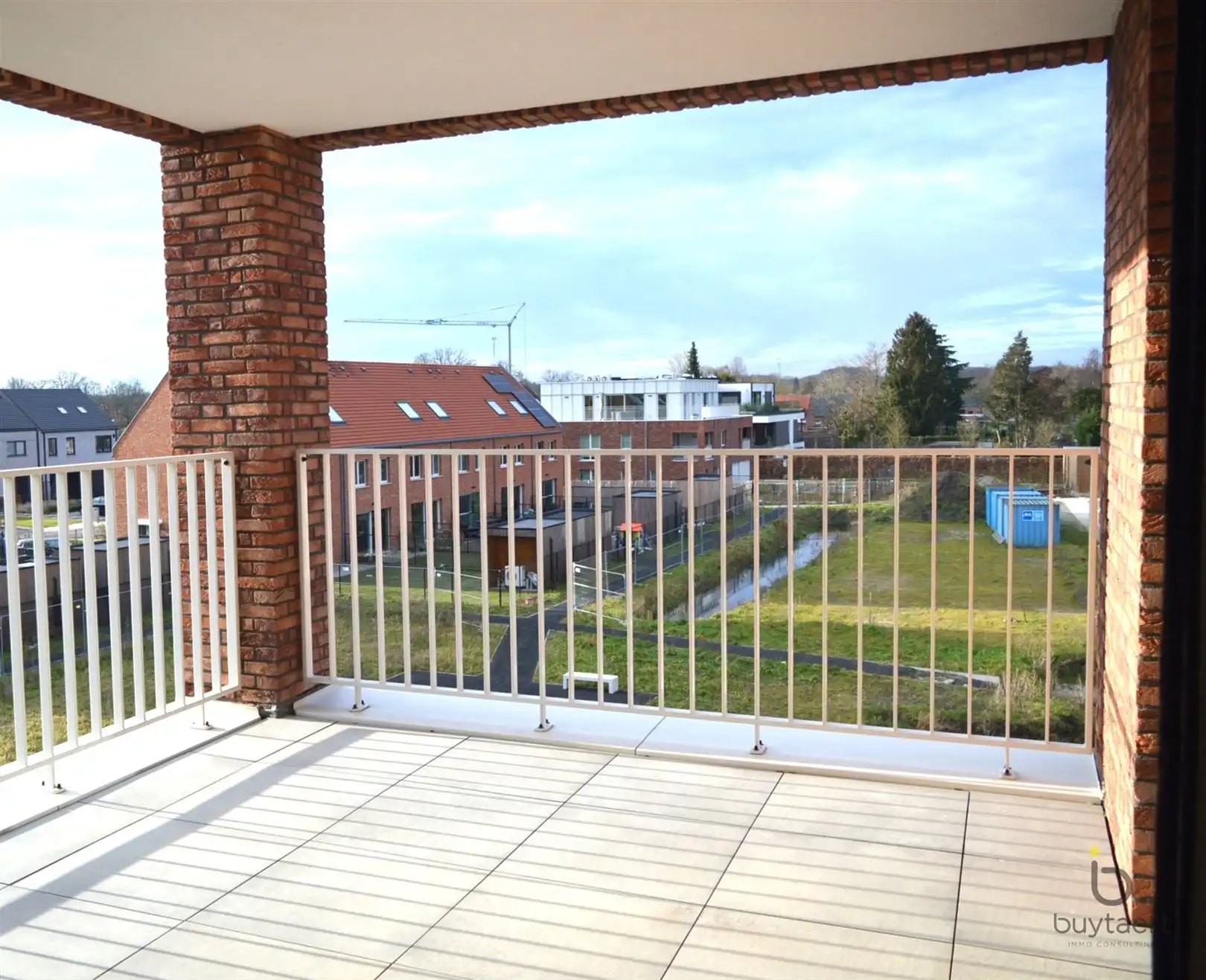 Prachtig nieuwbouw appartement met uniek terras te Zoersel! foto 2