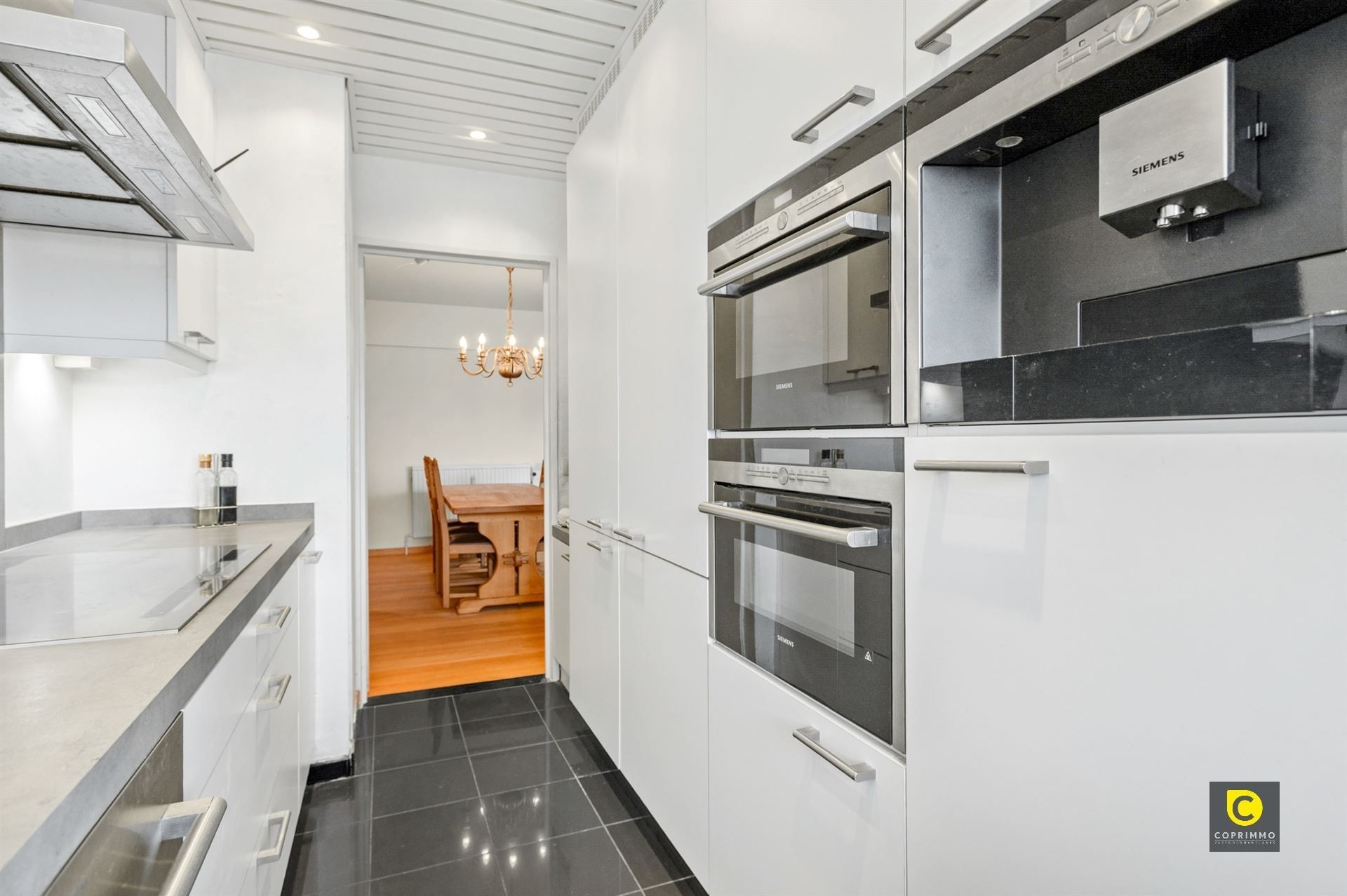 Ruim 2 slaapkamer app + stpl foto 6