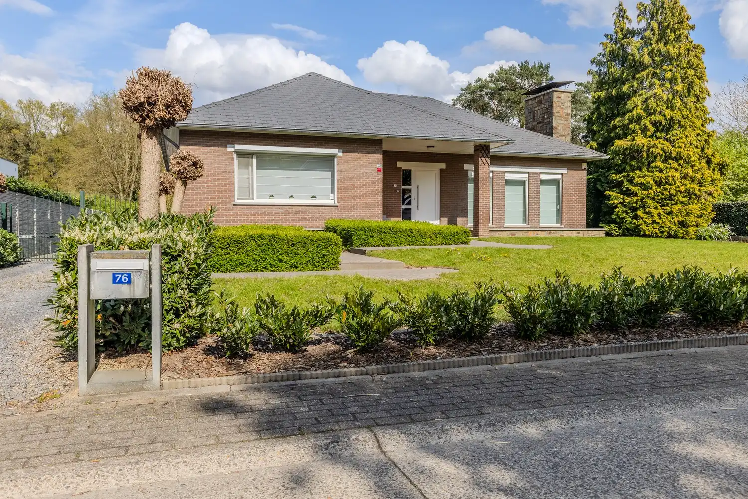 Ruime, gelijkvloerse woning met ruime tuin en tal van mogelijkheden in Zutendaal foto 2