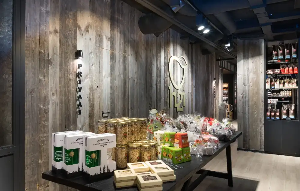 Te Koop of Ter Overname: Instapklare Traiteurzaak in het Centrum van Aalst foto 3