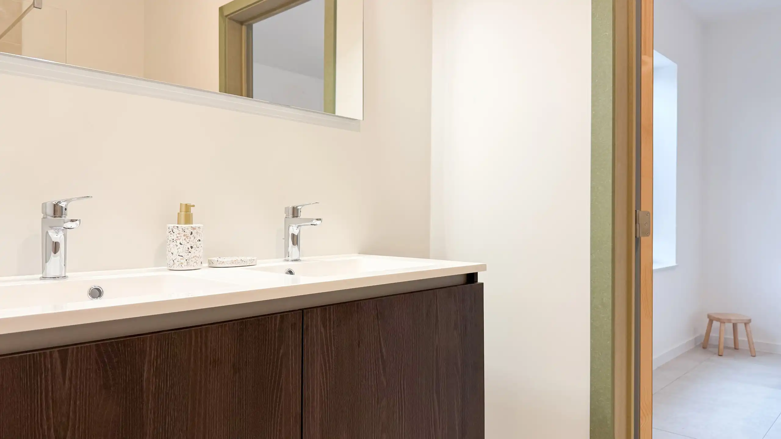 Gelijkvloers appartement met 3 slaapkamers en met een tuin! foto 26